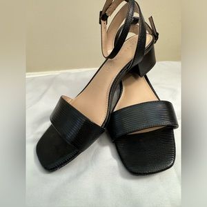 Kelly & Katie sandals